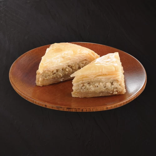 baklava-on-a-plate-at-villa-madina