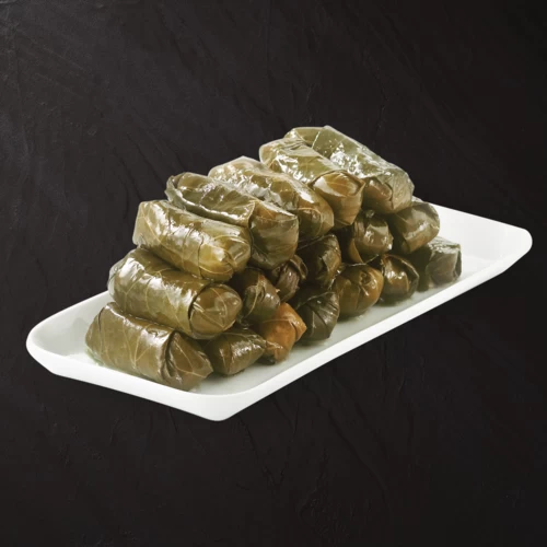 vine-leaves-on-plate-from-villa-madina
